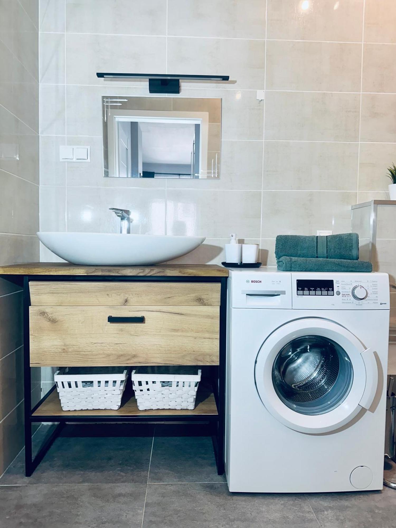 Male Garbary 8 Apartment Познан Екстериор снимка